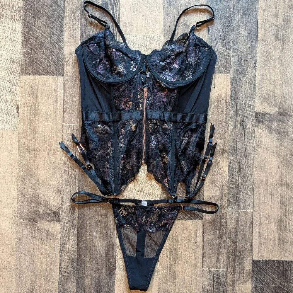Coquette Zip-Up Underwire Bustier & Thong Set Black XL Floral Lace - Picture 2 of 7